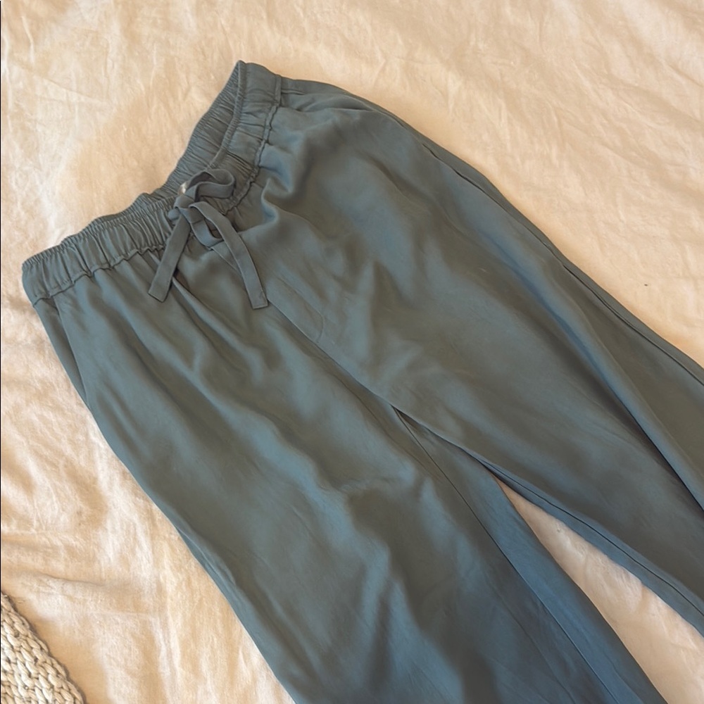 Zara Women’s Drawstring Pants